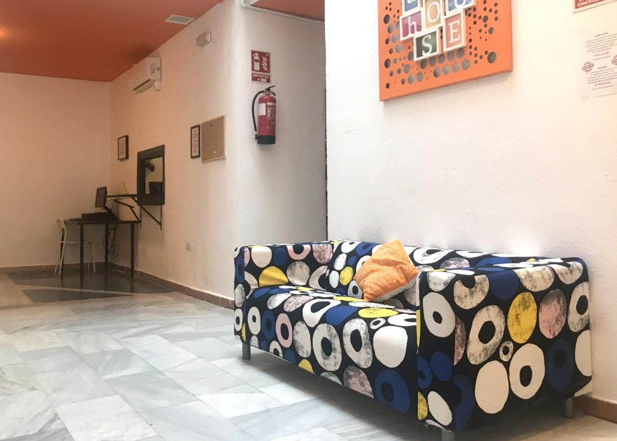 Arc House Sevilla Only Adults Bagian luar foto