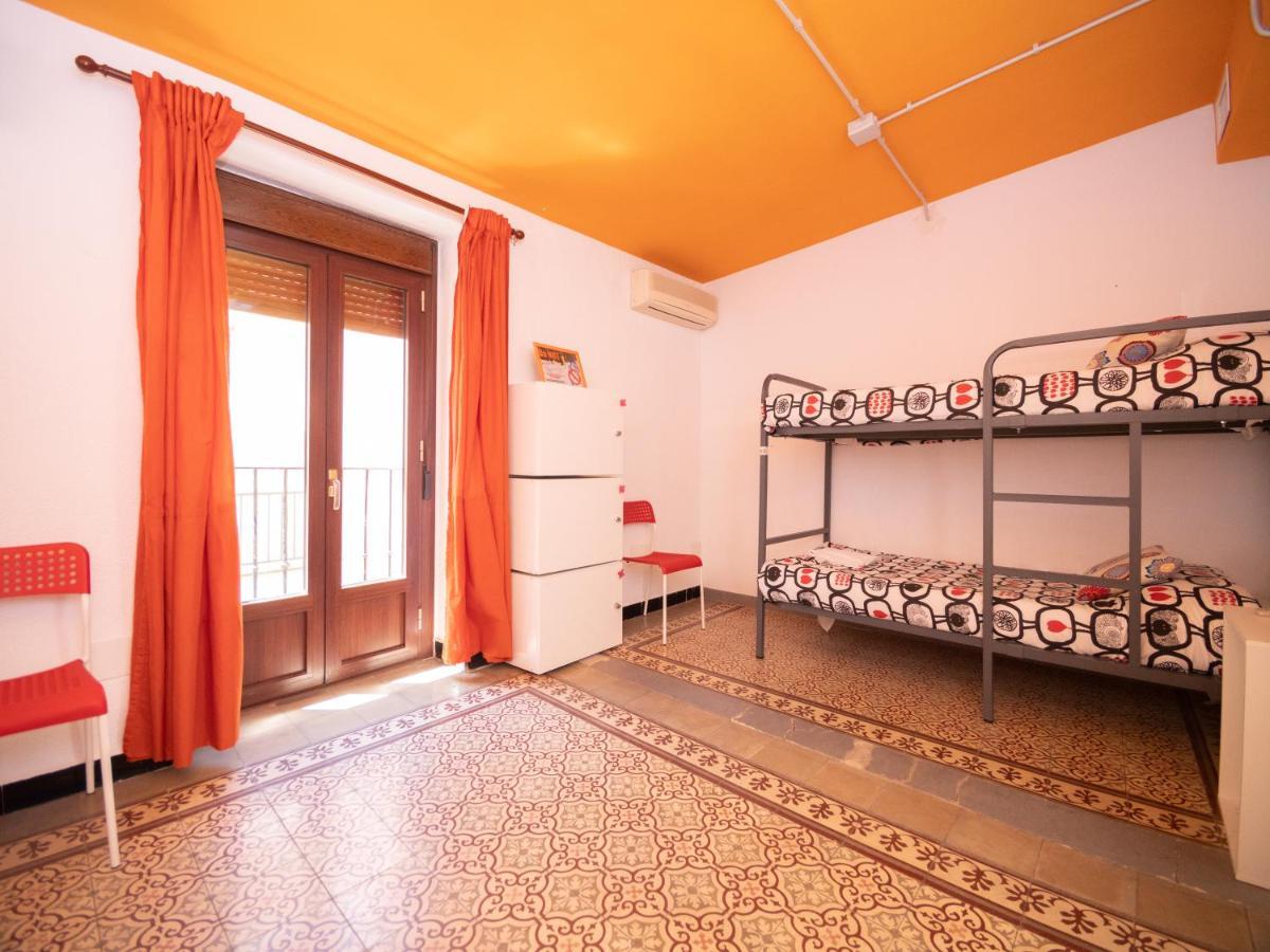 Arc House Sevilla Only Adults Bagian luar foto